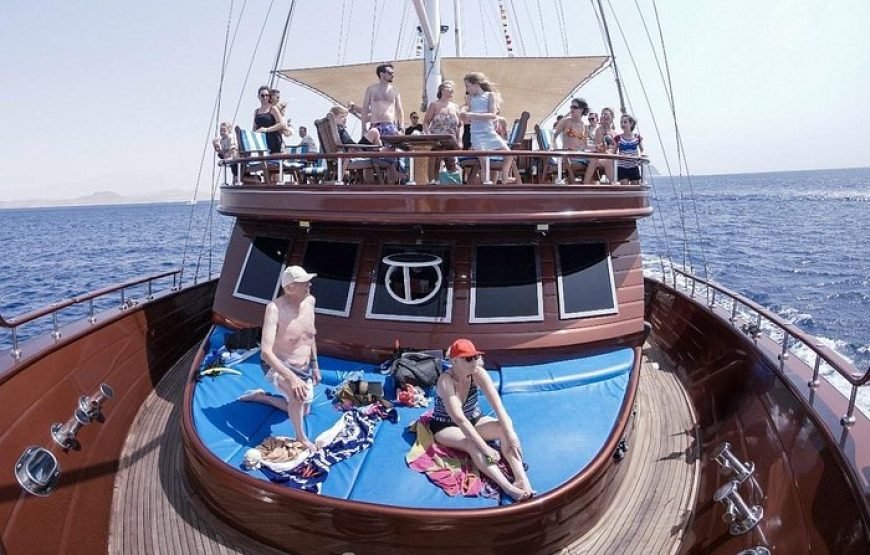 Pirates Sailing Boat Cruise to Turtle Bay – Marsa Alam